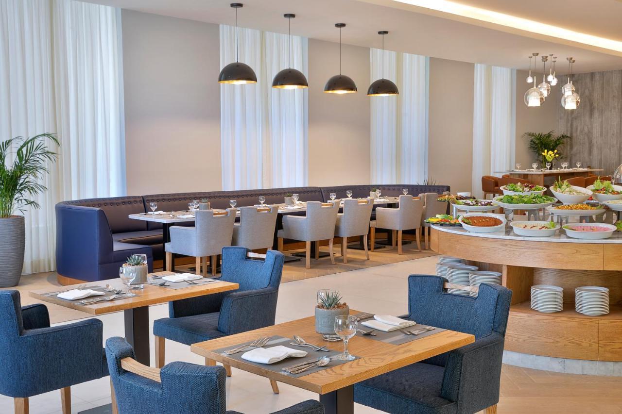 Voco Al Khobar By Ihg Hotel Eksteriør billede The restaurant